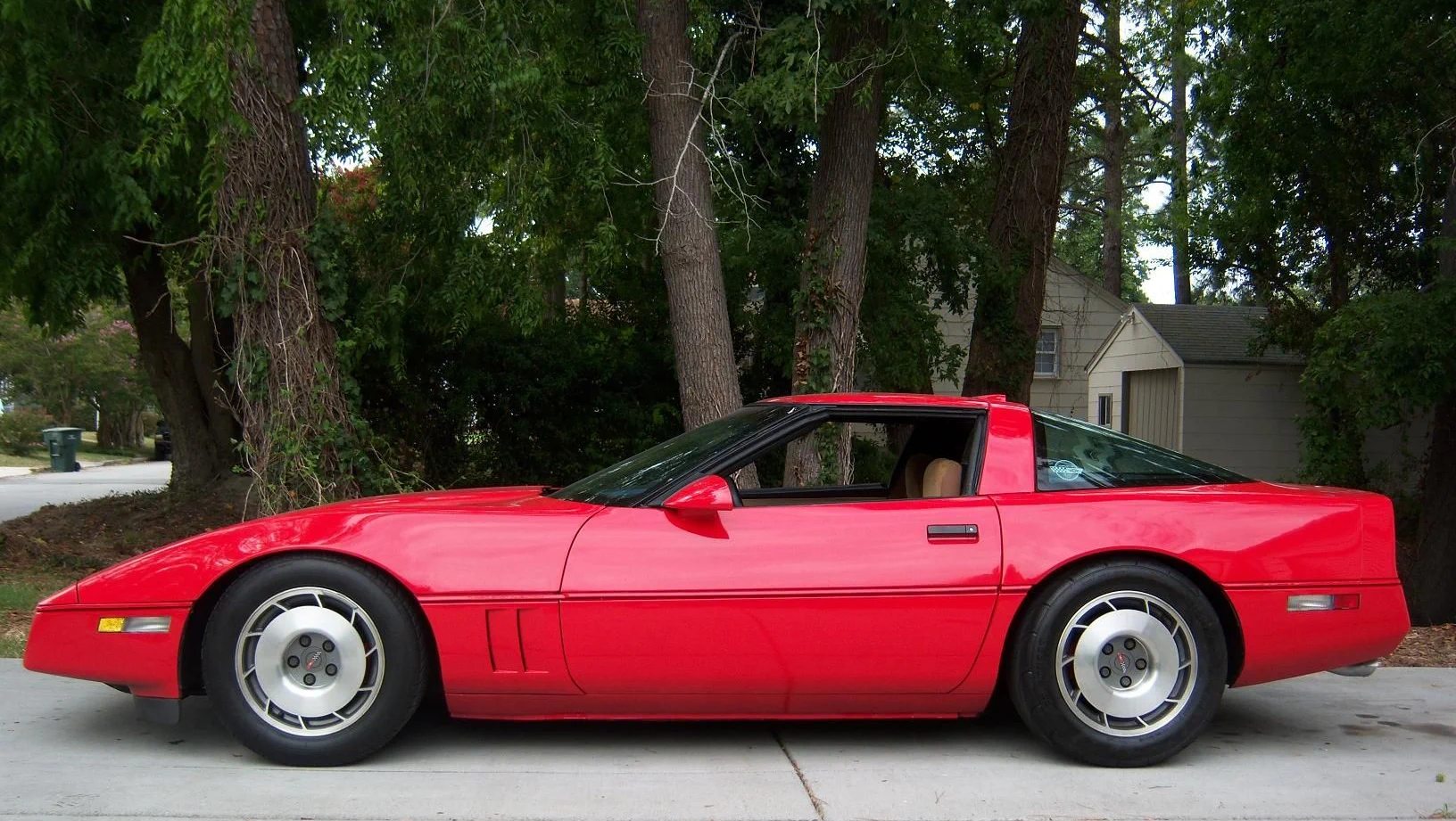Corvette Generations/C4/C4 1987 Left.webp